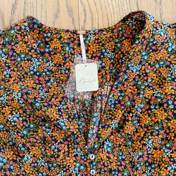 NWT Free People I Found You Floral Button-Up Women's Puff Sleeve Top Size XS - Picture 7 of 16
